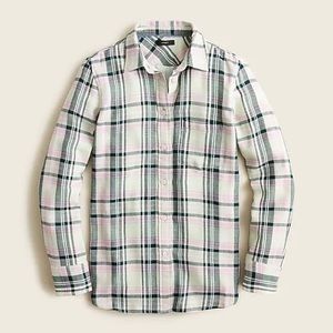Classic-fit shirt in soft mint tartan